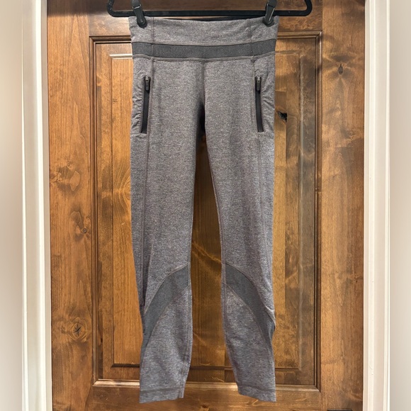 lululemon heathered gray zip-pocket leggings - Picture 7 of 8